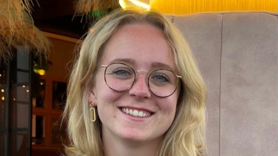 Portretfoto van Myrthe