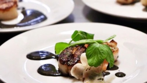 Mooi opgediende restaurantborden 