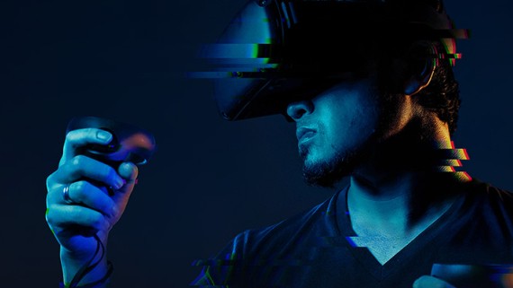 Iemand met een VR-bril