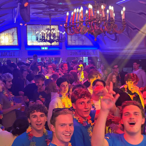 Groepsfoto studenten ABEL tijdens introweek