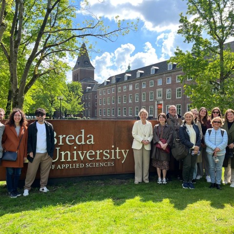 Groepsfoto van de projectgroep van Next Routes