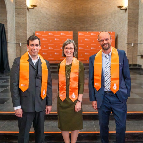 Portretfoto van Carlos, Jessika en Jorn tijdens hun inauguratie