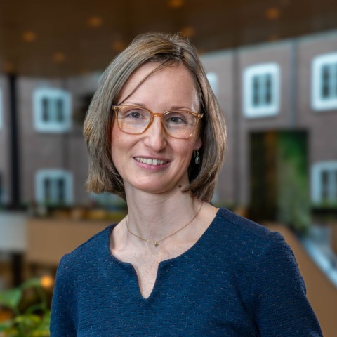 Portretfoto van Jessika Weber Sabil