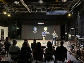 Studenten tijdens een gastcollege