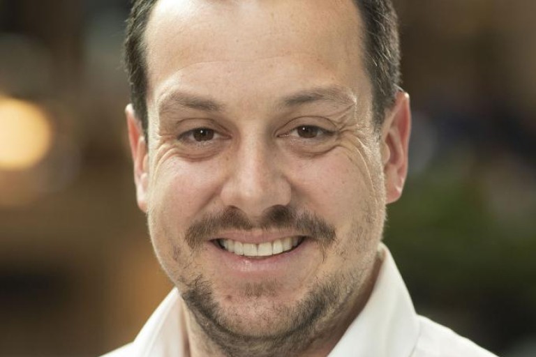 Portretfoto van Peter Beuving