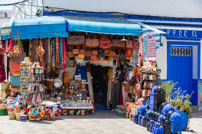 Een winkeltje met souvenirs voor toeristen