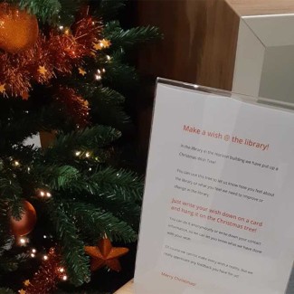 library-news-christmas-tree.jpg Miniatuurvoorbeeld