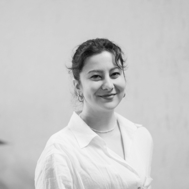 Portretfoto van Deniz Kurt