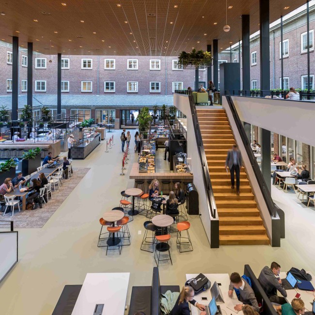 Atrium van het Horizion gebouw van BUas